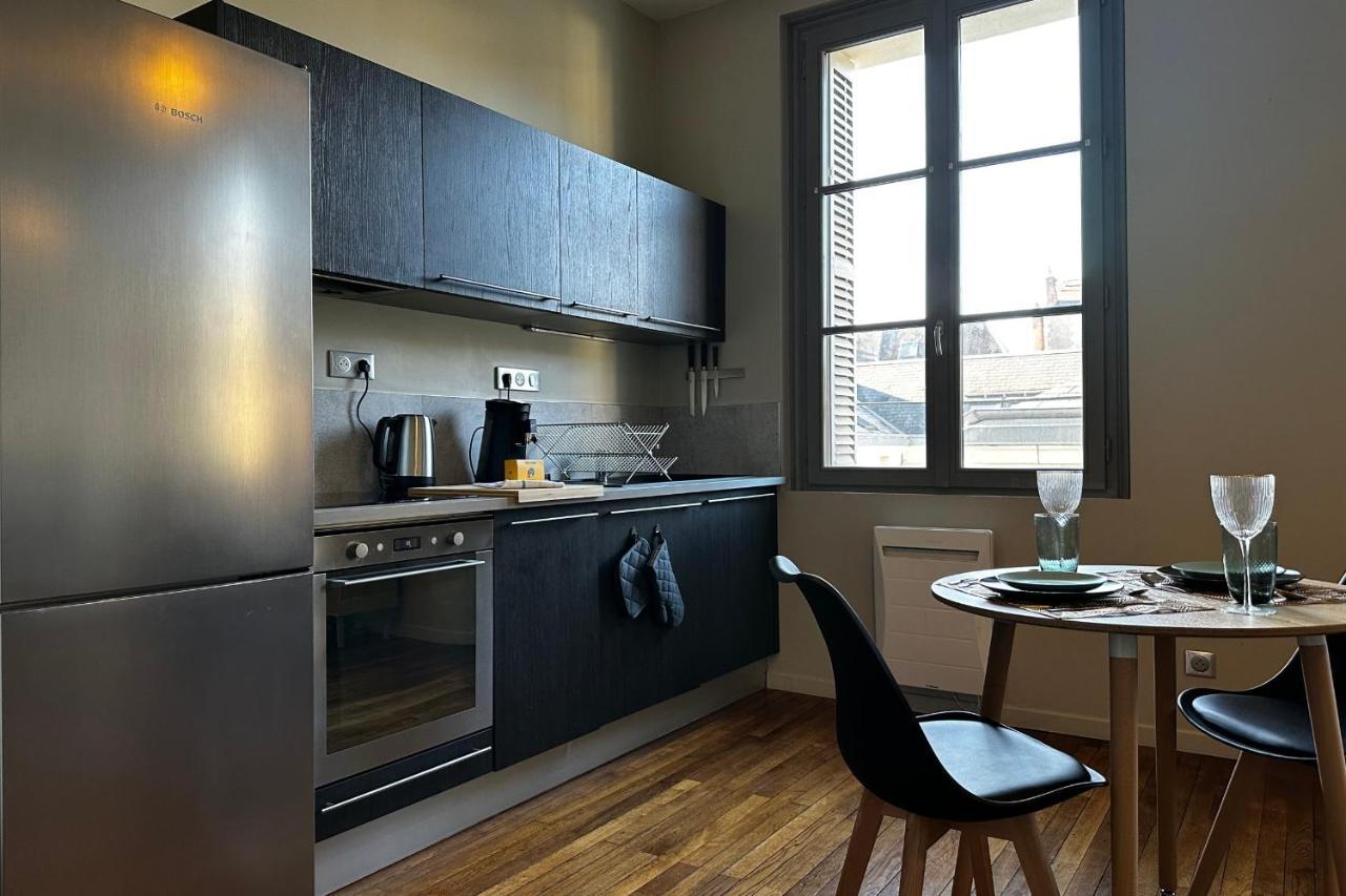 Le Magistral Beautiful One-Bedroom Apartment In The Historic Heart Of Tours Buitenkant foto